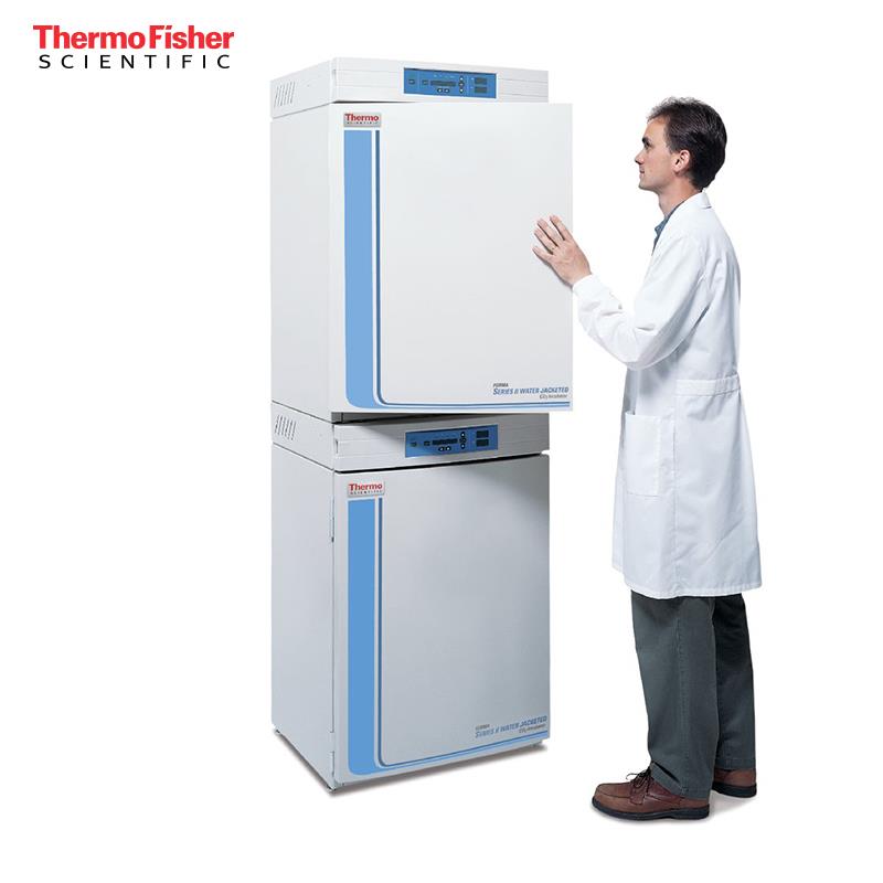赛默飞世尔Forma™ 系列 II 3110 水套式 CO2 培养箱